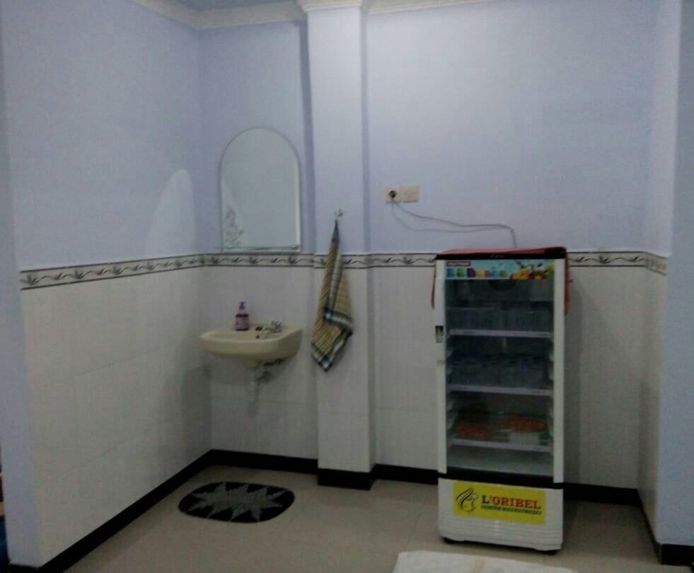 Rembulan Guest House Jombang 外观 照片